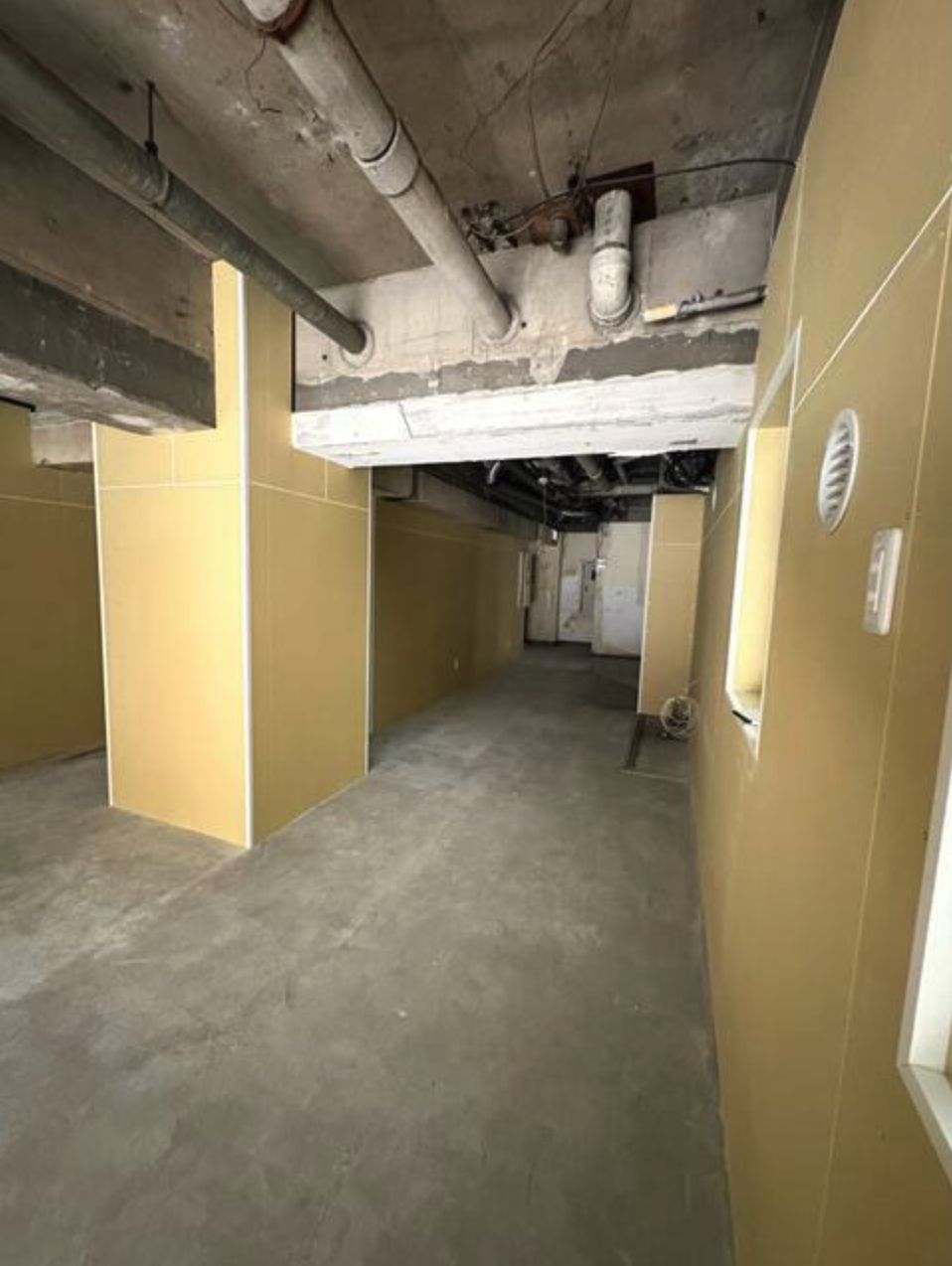 【世田谷区・池尻大橋駅徒歩5分】72㎡の貸店舗・事務所/フリーレント3ヶ月/飲食相談可能な1階貸店舗