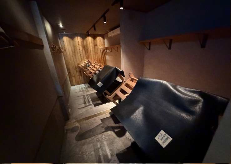 【名古屋市中村区・名古屋駅徒歩7分】名駅柳橋エリアの1階飲食店居抜き物件／内装美麗なバー跡地
