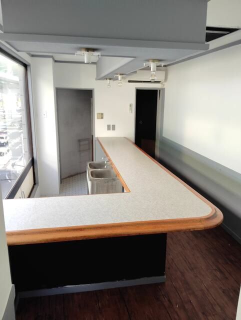 【名古屋市北区・バス停 川中 徒歩1分】黒川駅利用可｜一人営業にもおすすめの6.51坪居抜き店舗