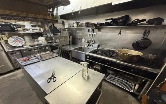 【豊田市・豊田市駅徒歩5分】けやき通り沿い1階路面の居酒屋居抜き物件／視認性◎・約30.1坪・業態制限なし