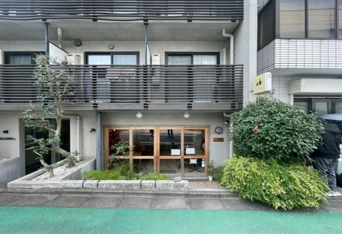 【品川区】不動前徒歩5分/内装美麗/カフェ居抜き物件/即営業可能/約12.16坪