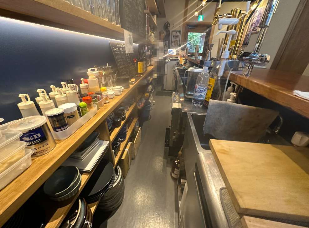 【大阪市北区・中崎町 居抜き物件】駅徒歩4分・天五中崎通商店街至近の内装美麗な居酒屋居抜き店舗