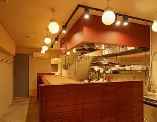 【大阪市北区・天神橋筋六丁目駅徒歩1分】天六レンガ通り沿い重飲食可能な居酒屋居抜き物件