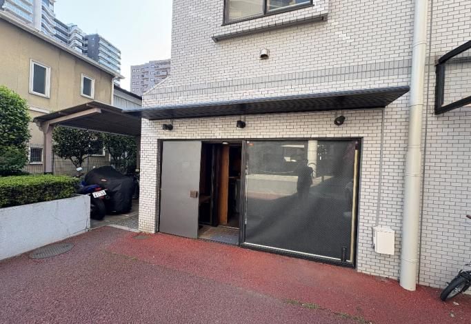 【川口市】川口駅徒歩3分/1階路面のお茶屋居抜き物件/物件取得費50万円以下/内装美麗/即日営業可能/約7.45坪