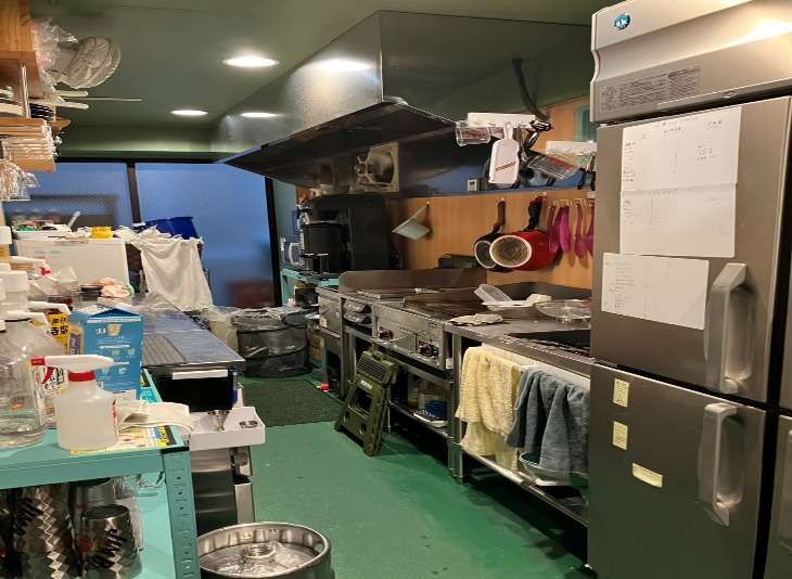 【杉並区・高円寺駅徒歩4分】純情商店街近くの内装美麗なダイニングバー居抜き物件／約17.65坪