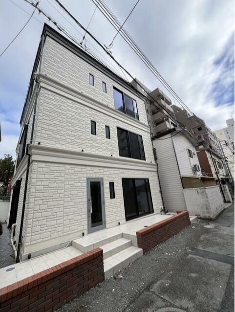 【横浜・元町・中華街駅徒歩4分】新築/最上階スケルトン店舗・事務所/横浜観光エリア至近/52㎡