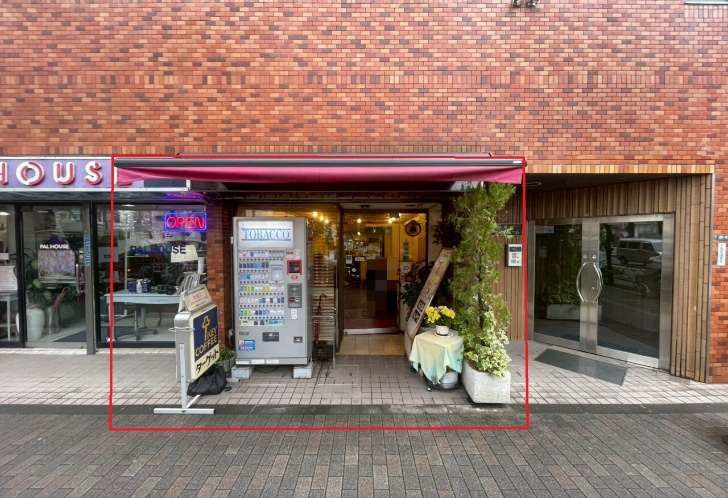 【渋谷区・広尾駅徒歩6分】明治通り沿い1階路面のカフェ居抜き物件／恵比寿利用可・飲食店開業向け