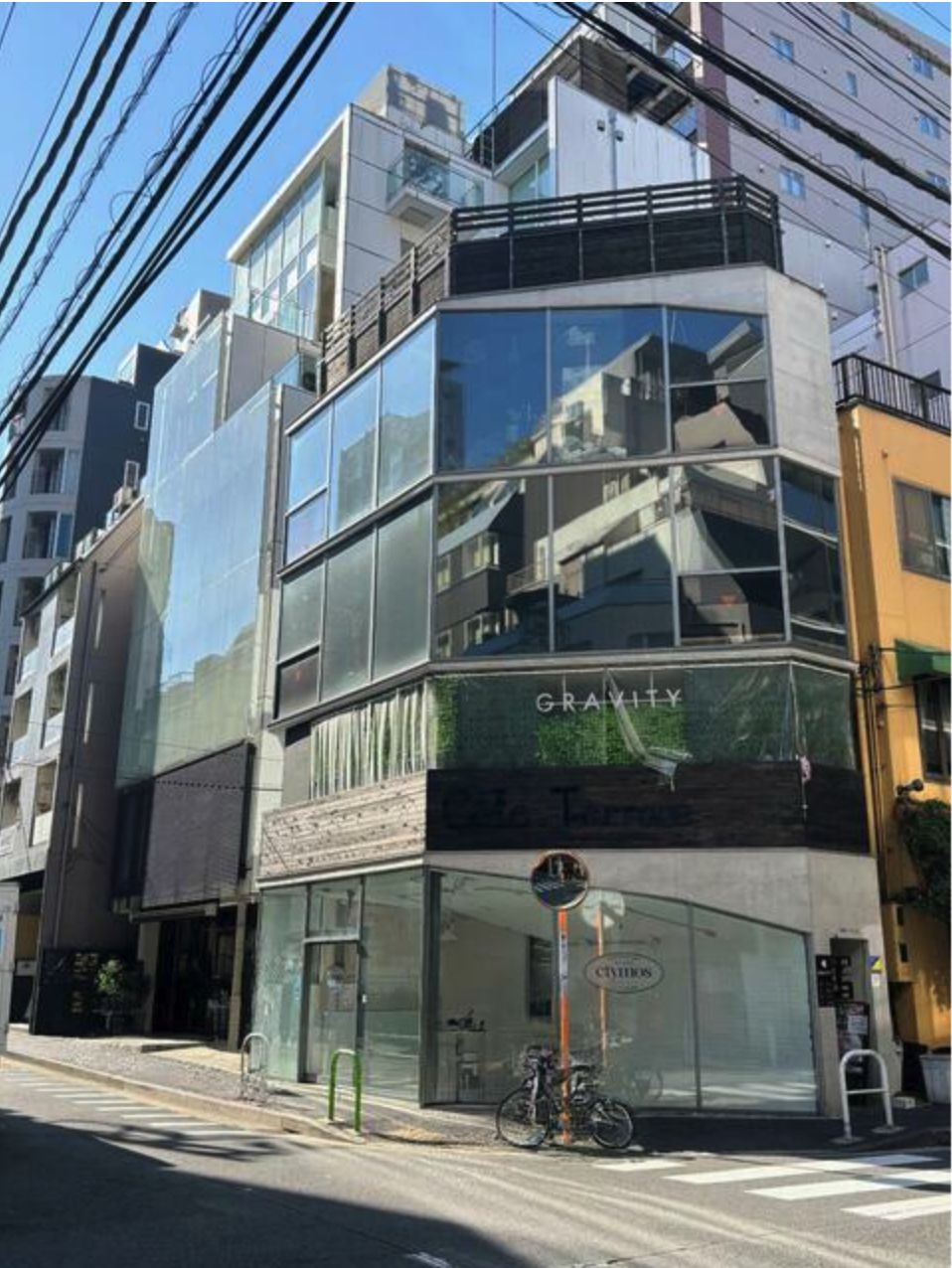 【港区・麻布十番駅徒歩1分】1フロア1テナント/バー居抜き/小規模飲食店におすすめの店舗/8坪