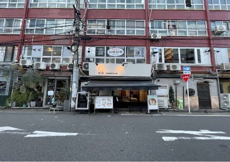 【名古屋市居抜き・矢場町駅徒歩5分】路面のカフェ居抜き物件／パンケーキ店跡・14坪