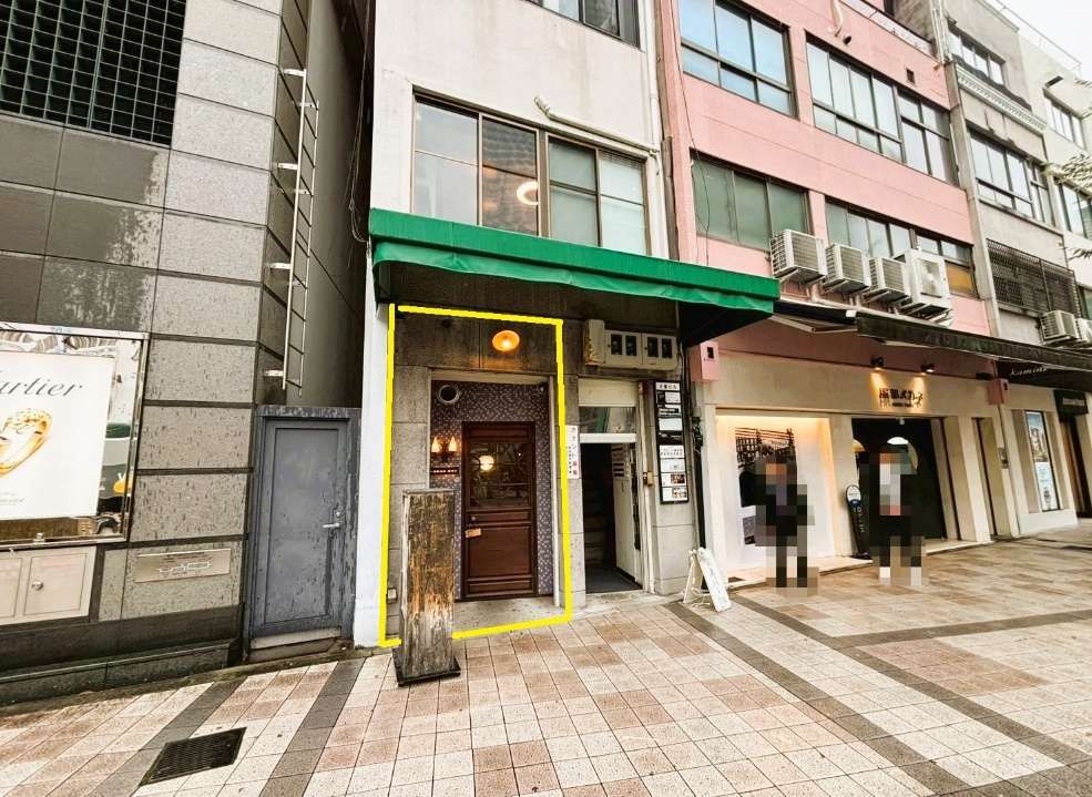 【神戸市中央区 元町駅 居抜き】徒歩4分・大丸前 三宮中央通り沿いの路面飲食店居抜き／レトロ喫茶内装・賃料値下げ