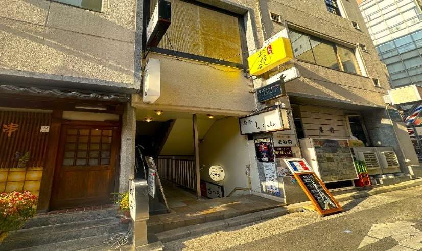 【神戸市中央区・三宮】神戸三宮駅徒歩2分のカラオケ可能な居酒屋居抜き物件