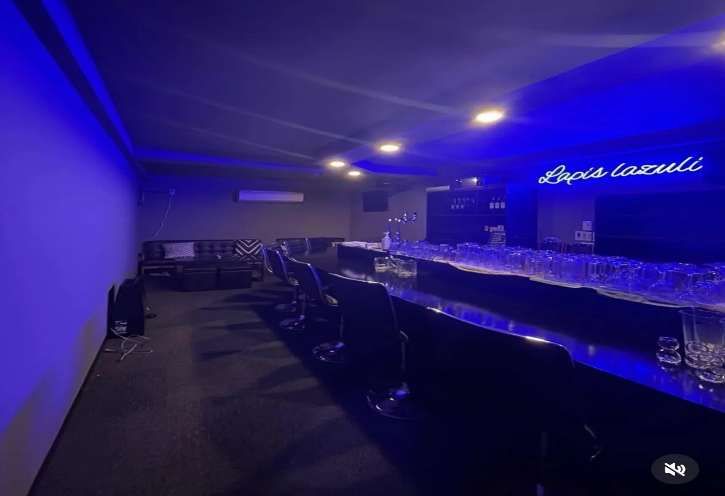 【練馬区・地下鉄成増駅徒歩3分】賃料18.7万円・9.8坪の飲食店居抜き物件／バー・スナック開業向け契約金【200万円以下・造作代無償】