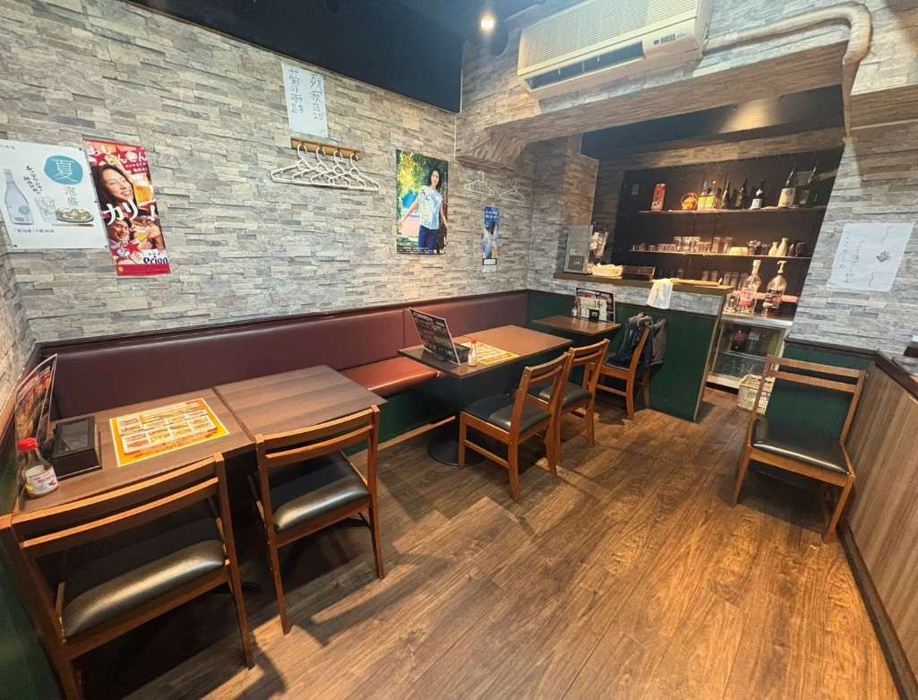 【豊島区・椎名町駅徒歩3分】飲食店開業向け！1階路面の沖縄料理店居抜き物件／業態制限なし・約17.8坪
