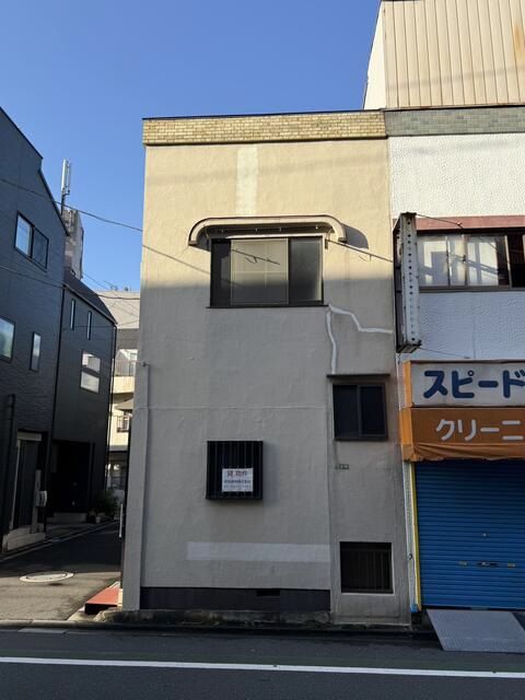 【足立区・北千住駅徒歩5分】1・2階一括貸しの飲食店可能物件｜南向き角部屋・24時間利用可能な設備充実テナント