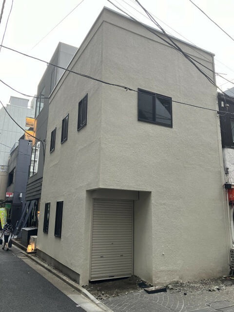 【中央区】三越前駅徒歩3分！24時間営業可能・耐震構造◎1棟貸し物件