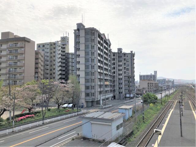 九州⼯⼤前駅徒歩3分！11台駐車可能です☆24時間利用可能スケルトン物件