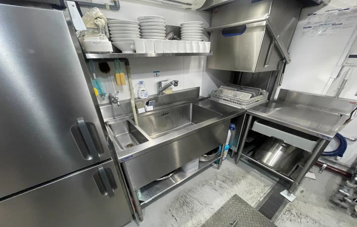 【台東区】仲御徒町駅徒歩3分！内装美麗のラーメン店居抜き店舗物件