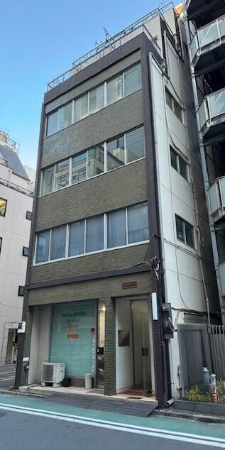 【台東区】御徒町の１階路⾯店舗！多慶屋の交差点からすぐ近く・視認性良好◎